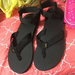 Teva sandals size 11 W